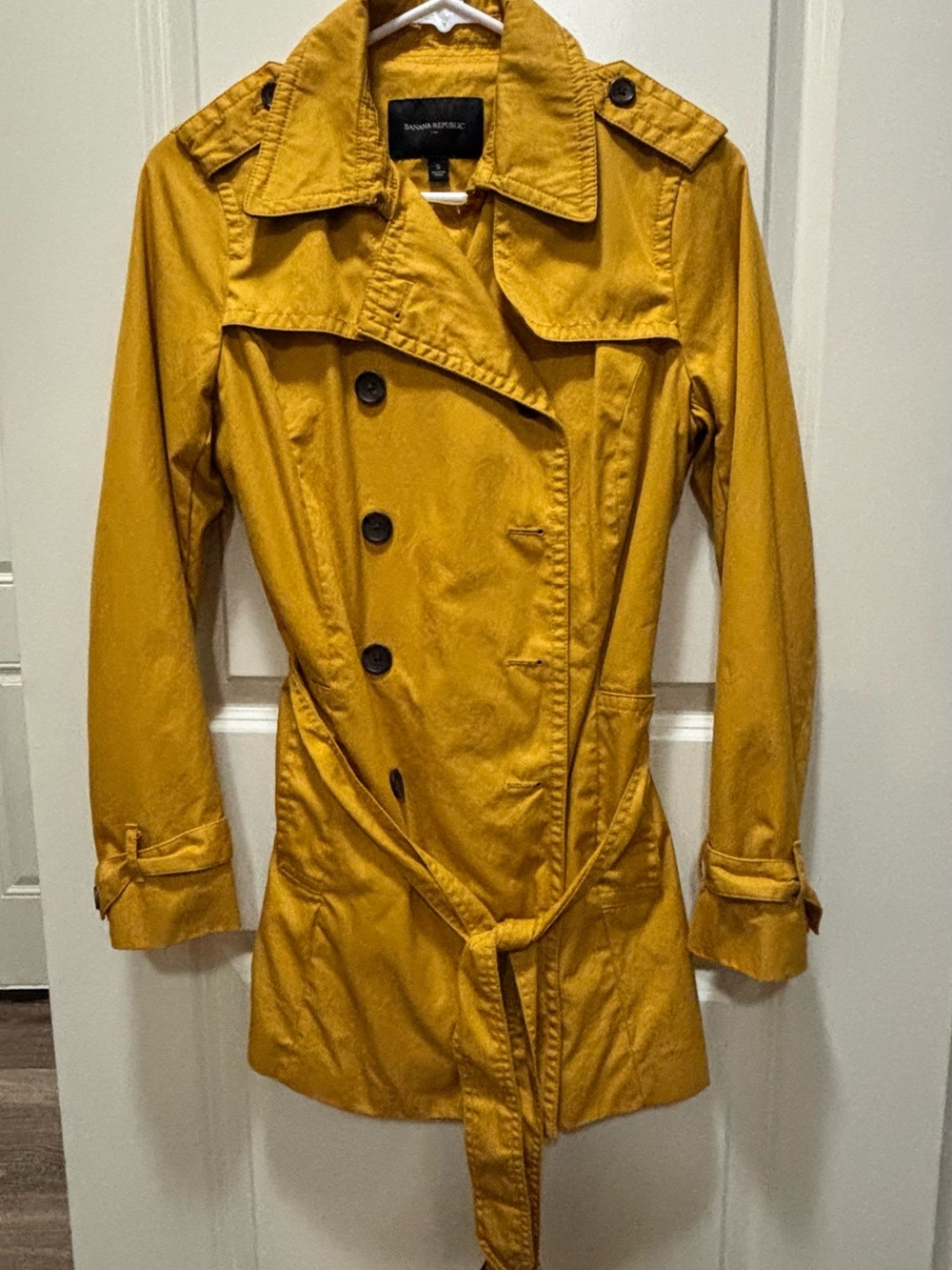 Banana Republic Mustard Trench Coat with Double-Breasted Front